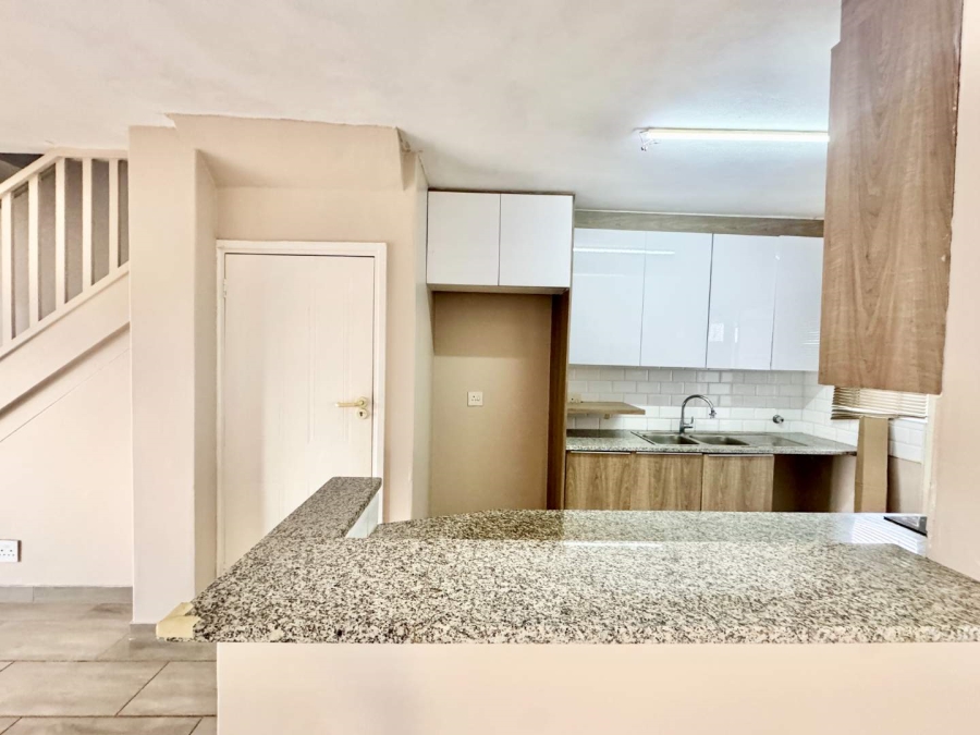 3 Bedroom Property for Sale in Sunningdale KwaZulu-Natal