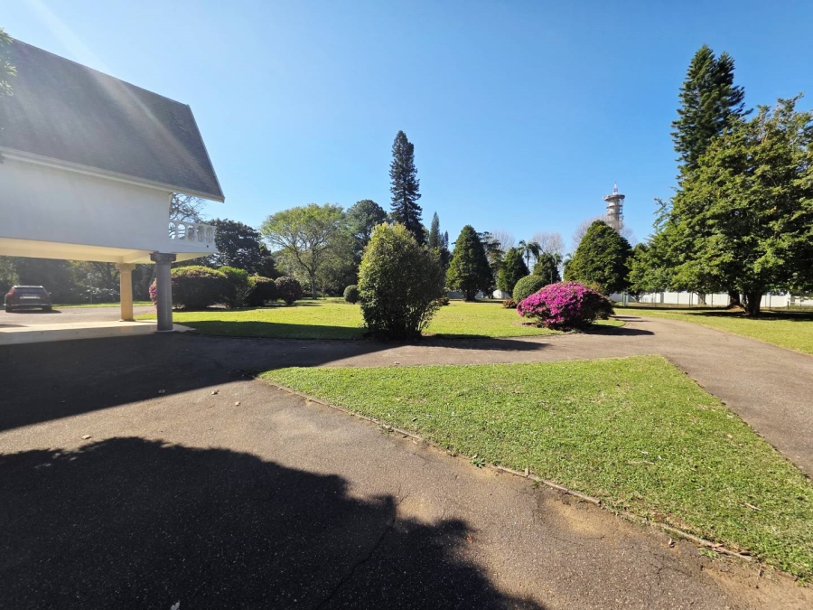 To Let 1 Bedroom Property for Rent in Kloof KwaZulu-Natal