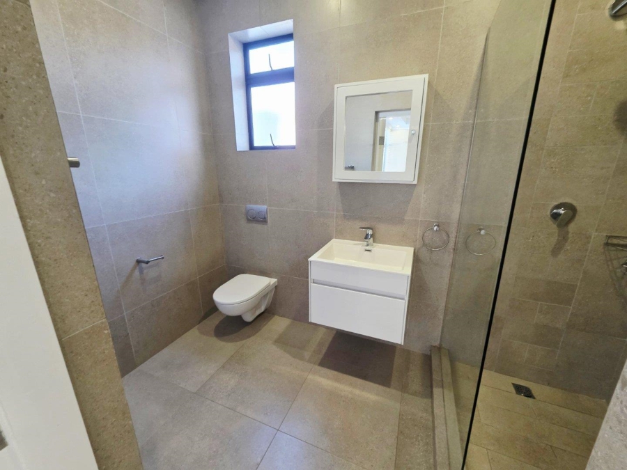 To Let 1 Bedroom Property for Rent in Kloof KwaZulu-Natal