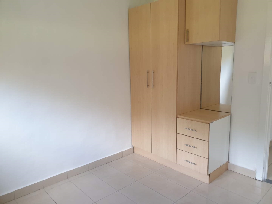 To Let 3 Bedroom Property for Rent in Kloof KwaZulu-Natal