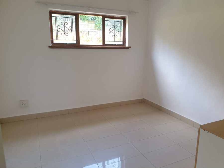 To Let 3 Bedroom Property for Rent in Kloof KwaZulu-Natal