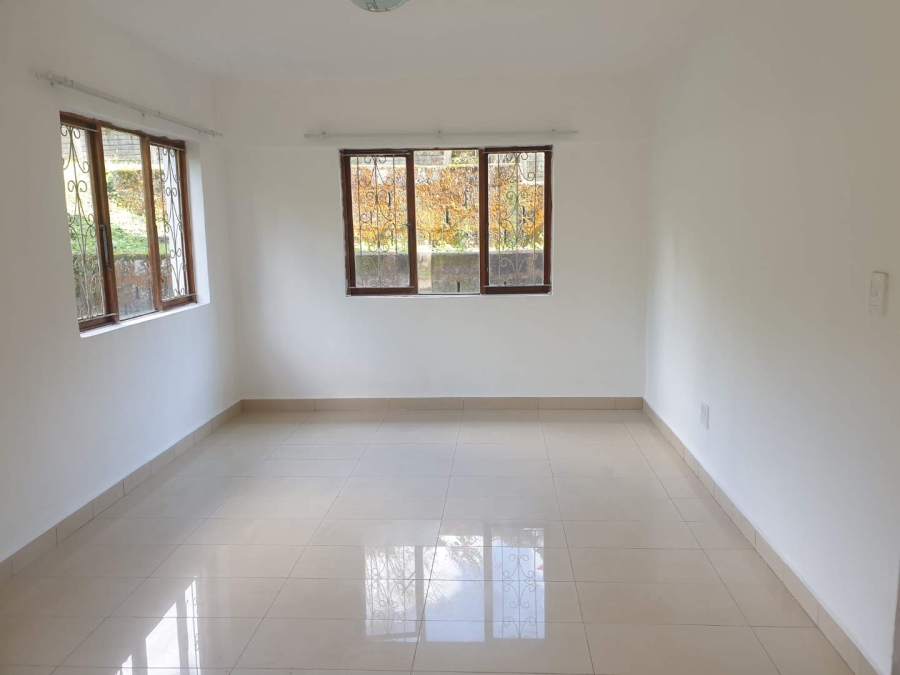 To Let 3 Bedroom Property for Rent in Kloof KwaZulu-Natal
