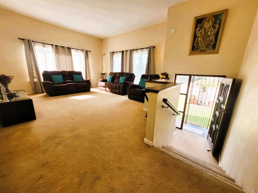 6 Bedroom Property for Sale in Glenwood KwaZulu-Natal