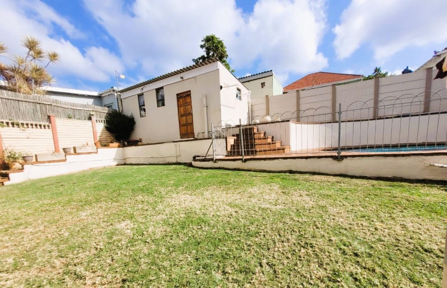 6 Bedroom Property for Sale in Glenwood KwaZulu-Natal