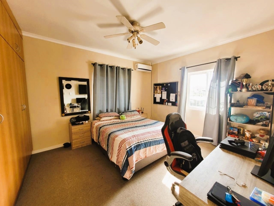 6 Bedroom Property for Sale in Glenwood KwaZulu-Natal