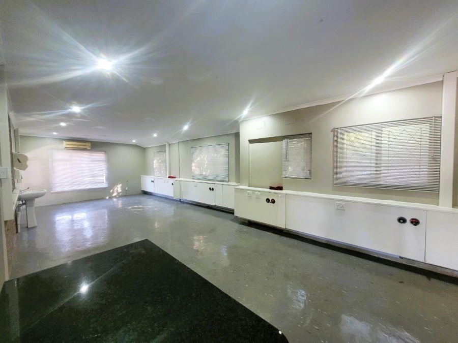 3 Bedroom Property for Sale in Glenwood KwaZulu-Natal