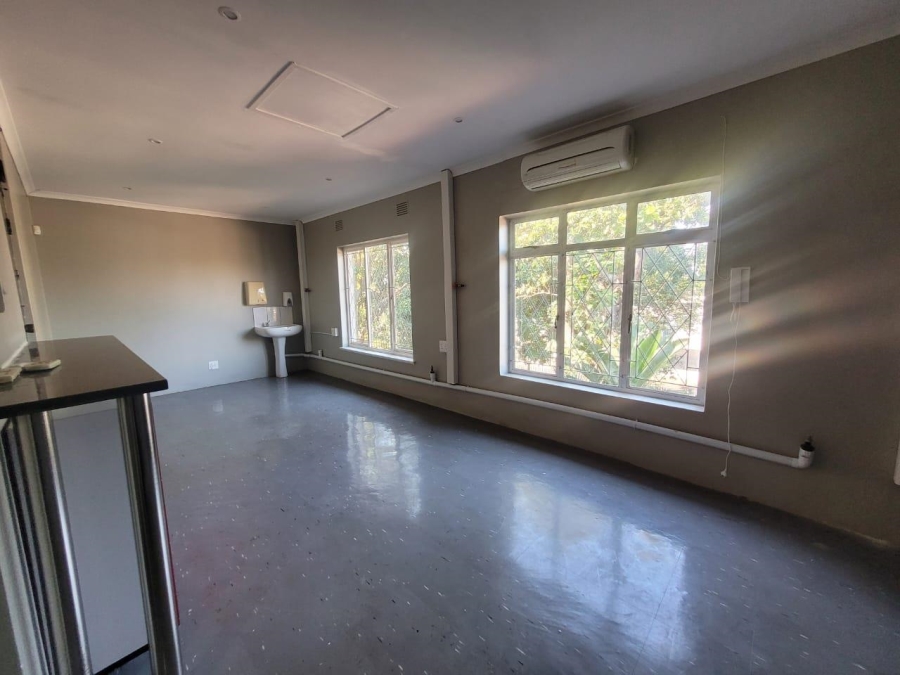 3 Bedroom Property for Sale in Glenwood KwaZulu-Natal