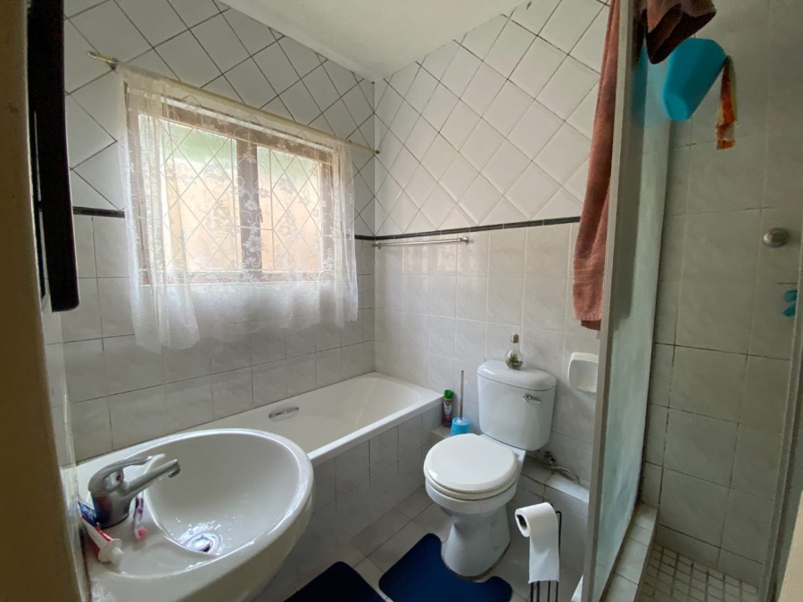 To Let 1 Bedroom Property for Rent in The Wolds KwaZulu-Natal