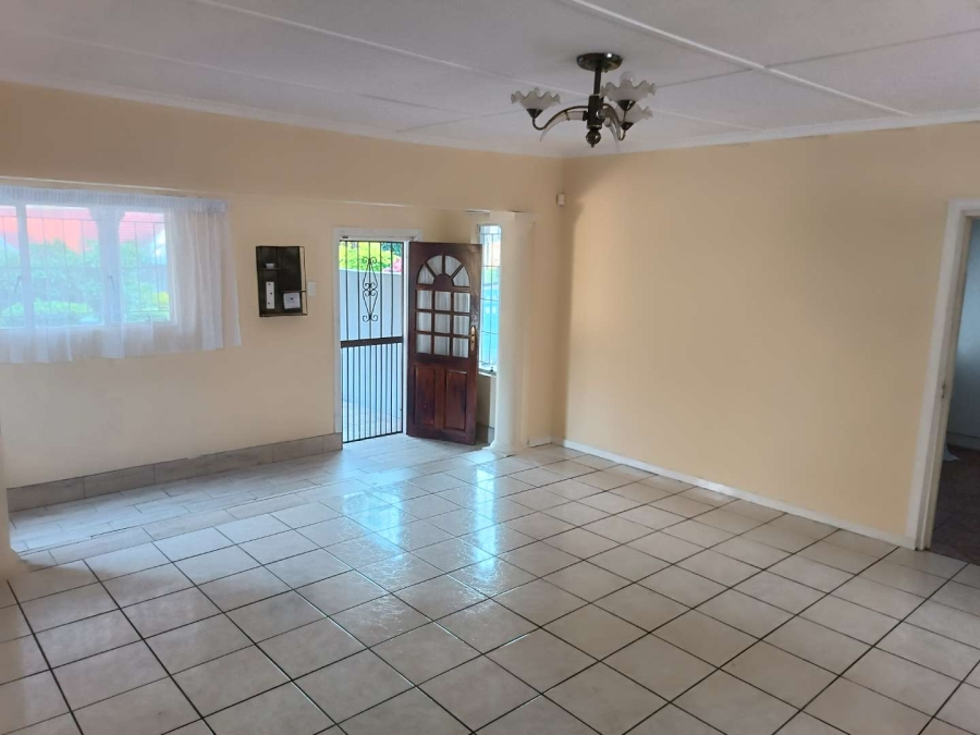 To Let 4 Bedroom Property for Rent in Lincoln Meade KwaZulu-Natal