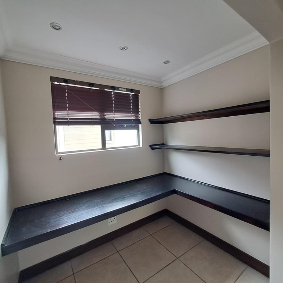 3 Bedroom Property for Sale in Meer En See KwaZulu-Natal