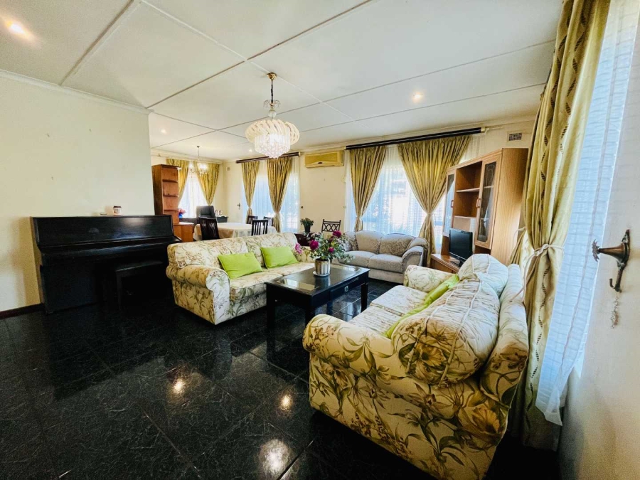 4 Bedroom Property for Sale in Glen Anil KwaZulu-Natal