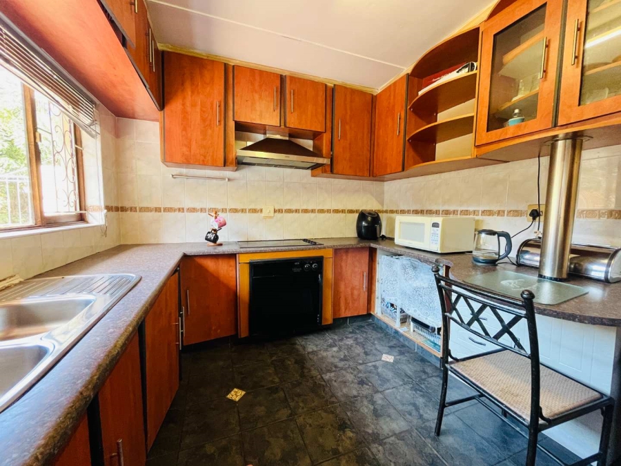 4 Bedroom Property for Sale in Glen Anil KwaZulu-Natal