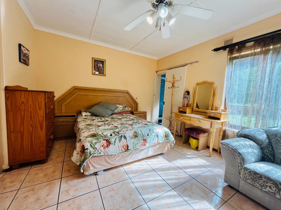 4 Bedroom Property for Sale in Glen Anil KwaZulu-Natal