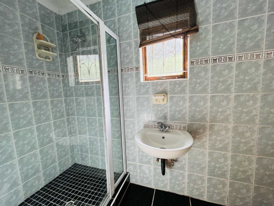 4 Bedroom Property for Sale in Glen Anil KwaZulu-Natal