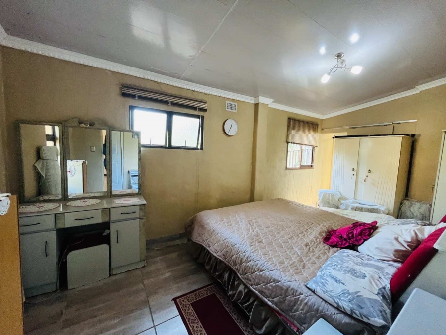 4 Bedroom Property for Sale in Glen Anil KwaZulu-Natal