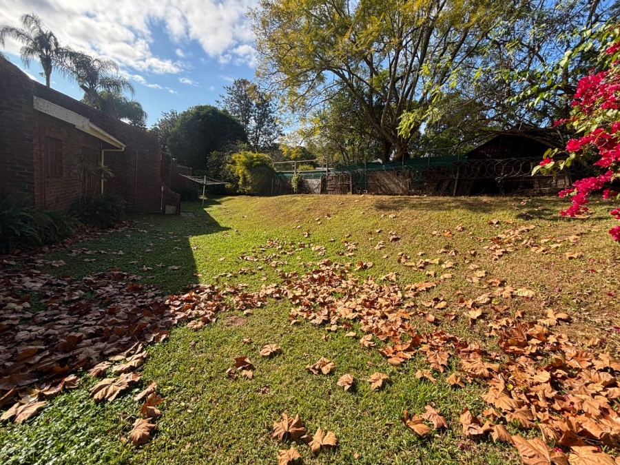 To Let 4 Bedroom Property for Rent in Kloof KwaZulu-Natal