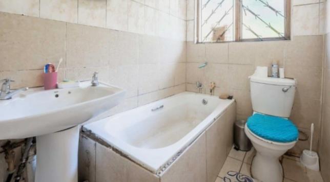 2 Bedroom Property for Sale in Umlazi U KwaZulu-Natal