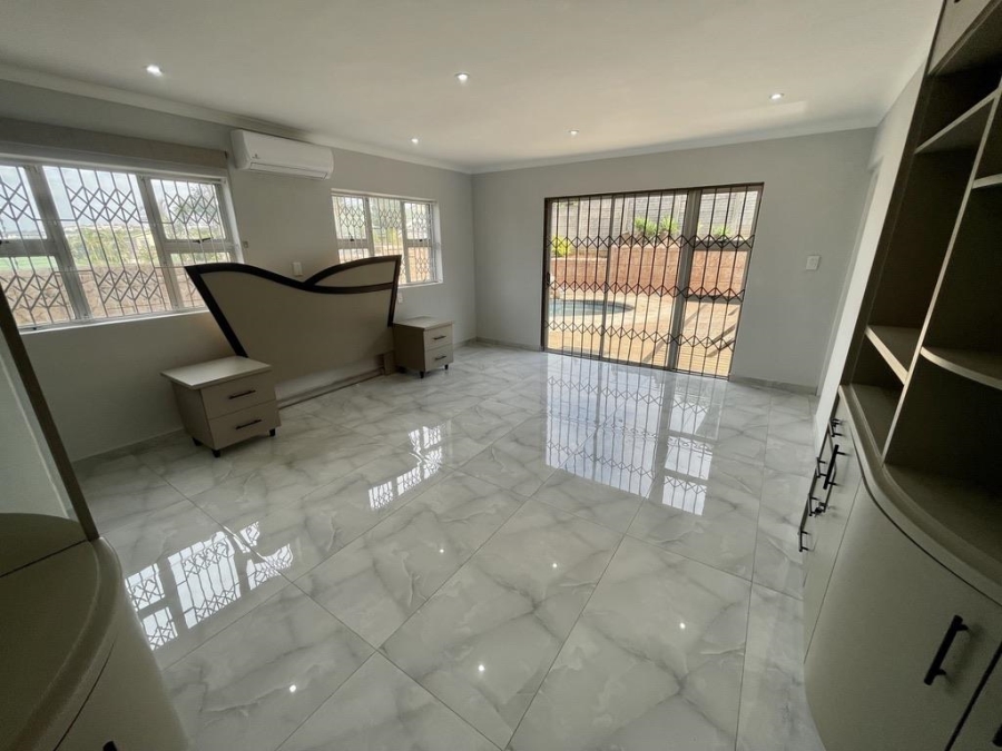To Let 5 Bedroom Property for Rent in Somerset Park KwaZulu-Natal