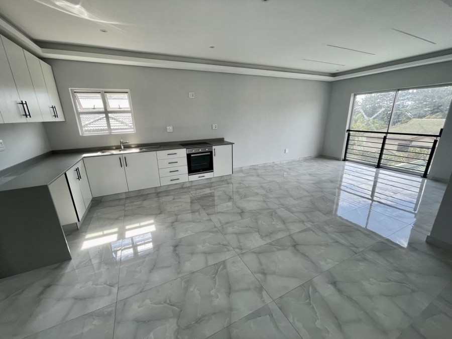 To Let 5 Bedroom Property for Rent in Somerset Park KwaZulu-Natal