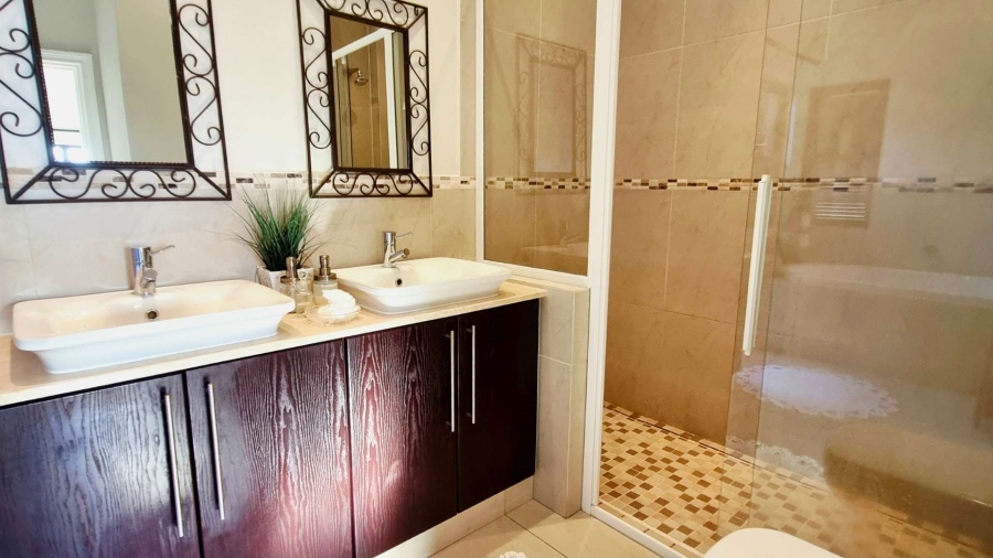 3 Bedroom Property for Sale in Izinga Ridge KwaZulu-Natal