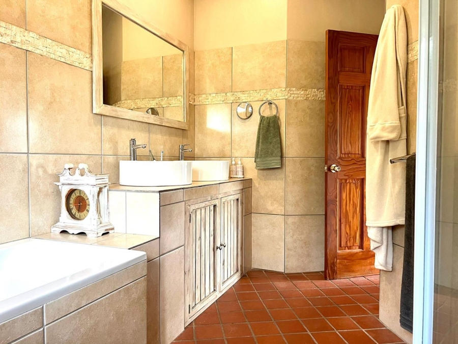 4 Bedroom Property for Sale in Assagay KwaZulu-Natal