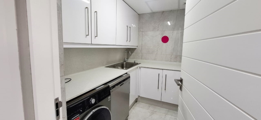 3 Bedroom Property for Sale in Umhlanga KwaZulu-Natal
