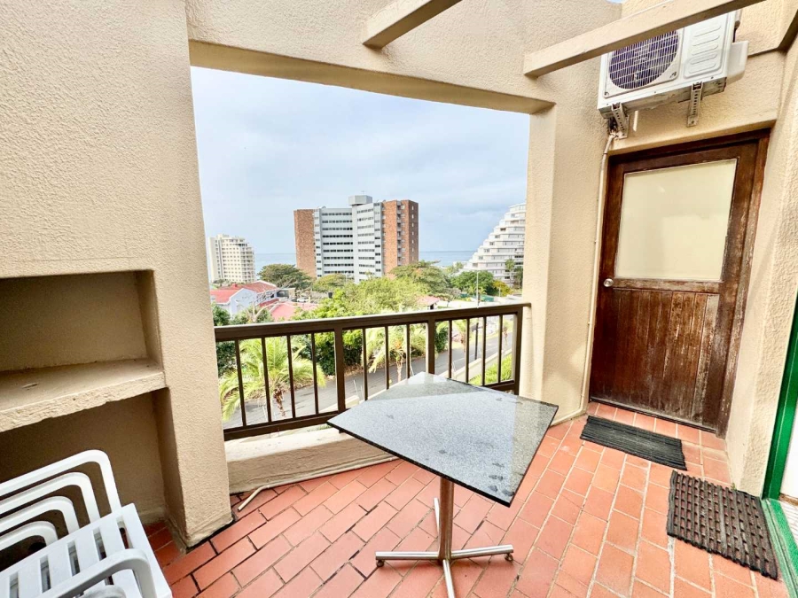 2 Bedroom Property for Sale in Umhlanga KwaZulu-Natal