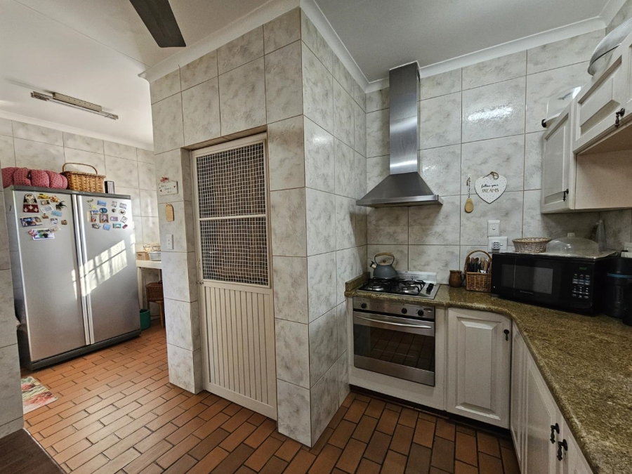 4 Bedroom Property for Sale in Meer En See KwaZulu-Natal