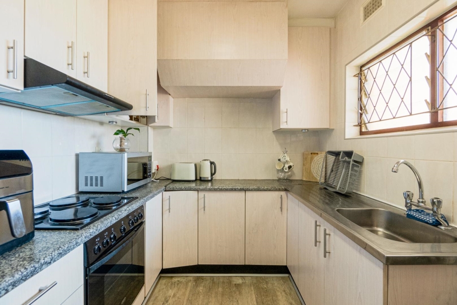 2 Bedroom Property for Sale in Amanzimtoti KwaZulu-Natal