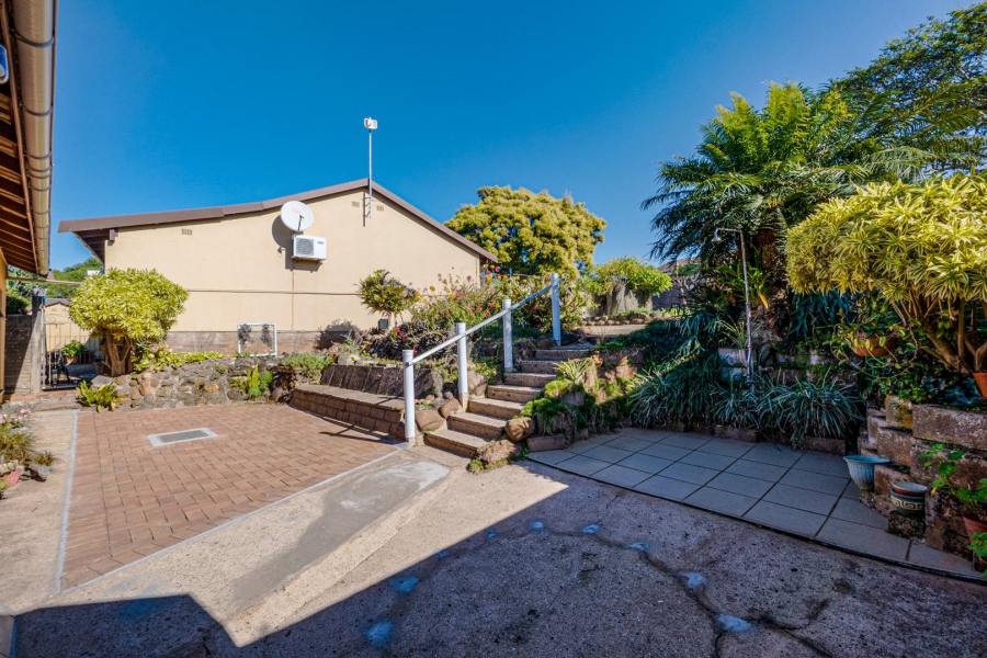 3 Bedroom Property for Sale in Amanzimtoti KwaZulu-Natal
