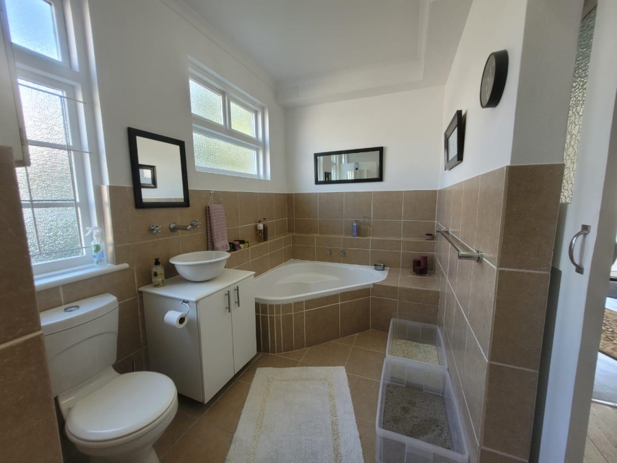 2 Bedroom Property for Sale in Morningside KwaZulu-Natal