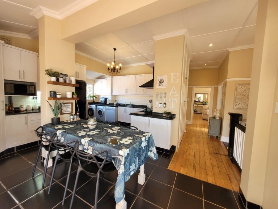 5 Bedroom Property for Sale in Glenwood KwaZulu-Natal