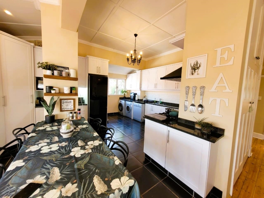 5 Bedroom Property for Sale in Glenwood KwaZulu-Natal