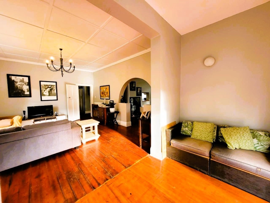 5 Bedroom Property for Sale in Glenwood KwaZulu-Natal