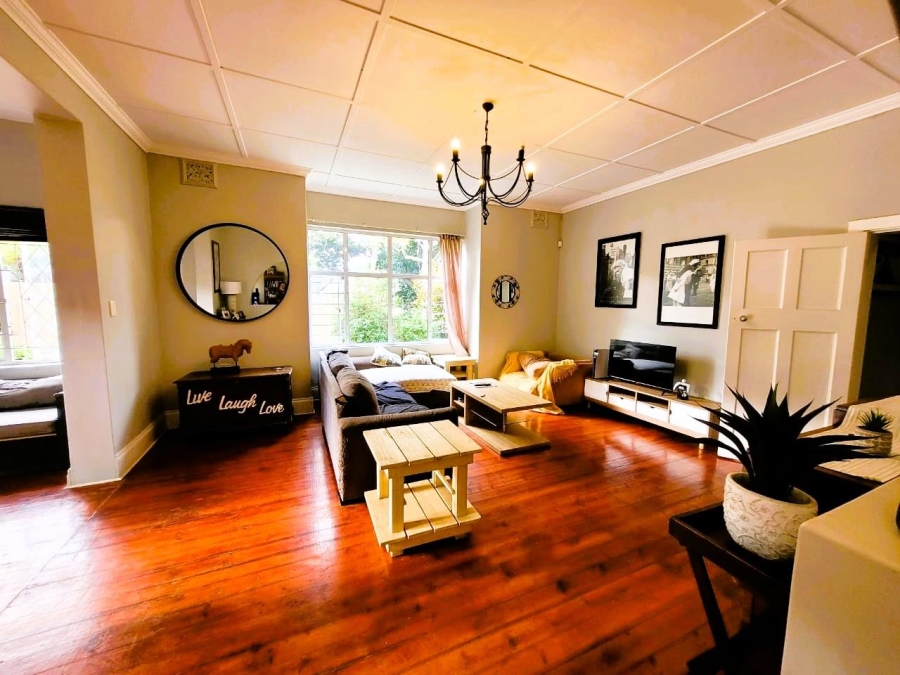 5 Bedroom Property for Sale in Glenwood KwaZulu-Natal