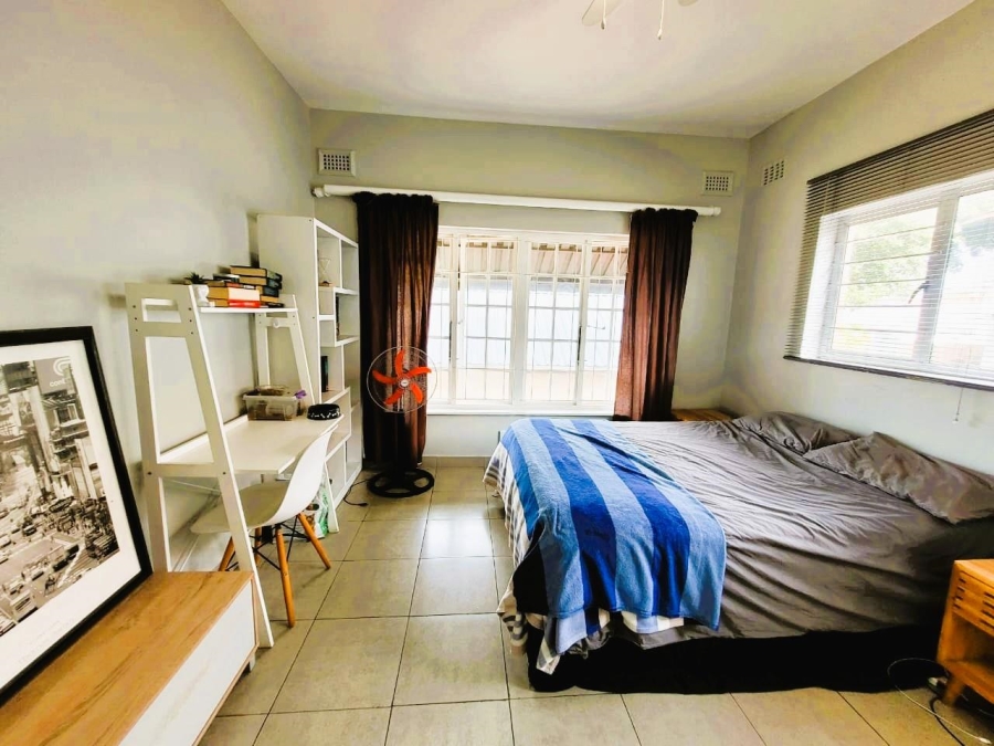 5 Bedroom Property for Sale in Glenwood KwaZulu-Natal