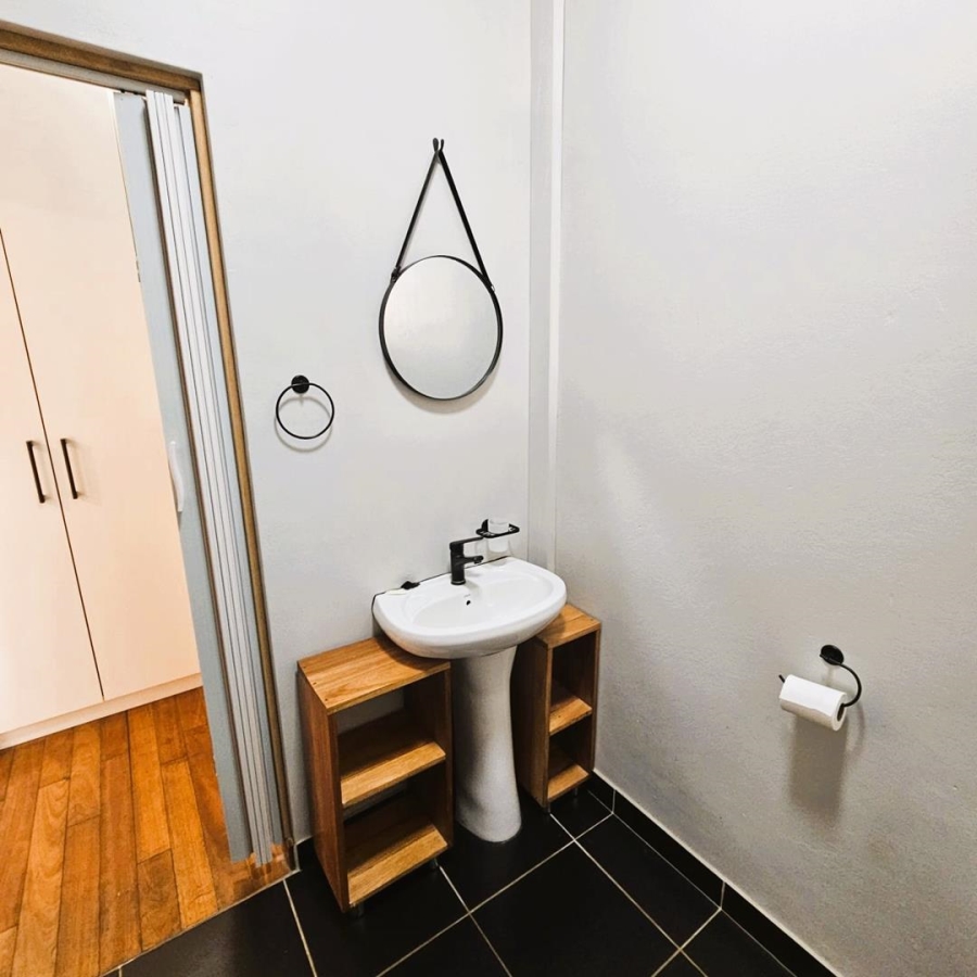5 Bedroom Property for Sale in Glenwood KwaZulu-Natal