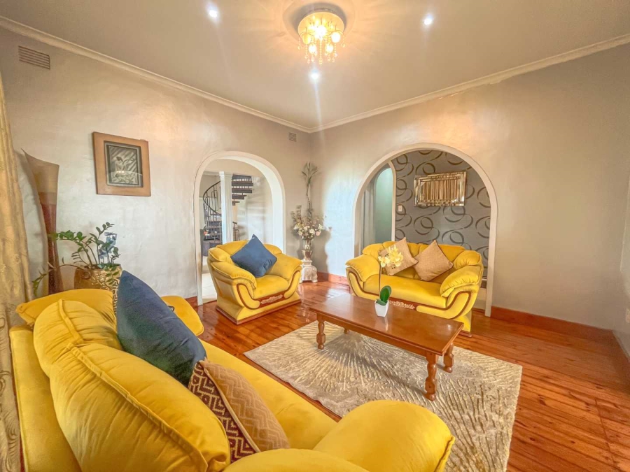 4 Bedroom Property for Sale in Glen Anil KwaZulu-Natal