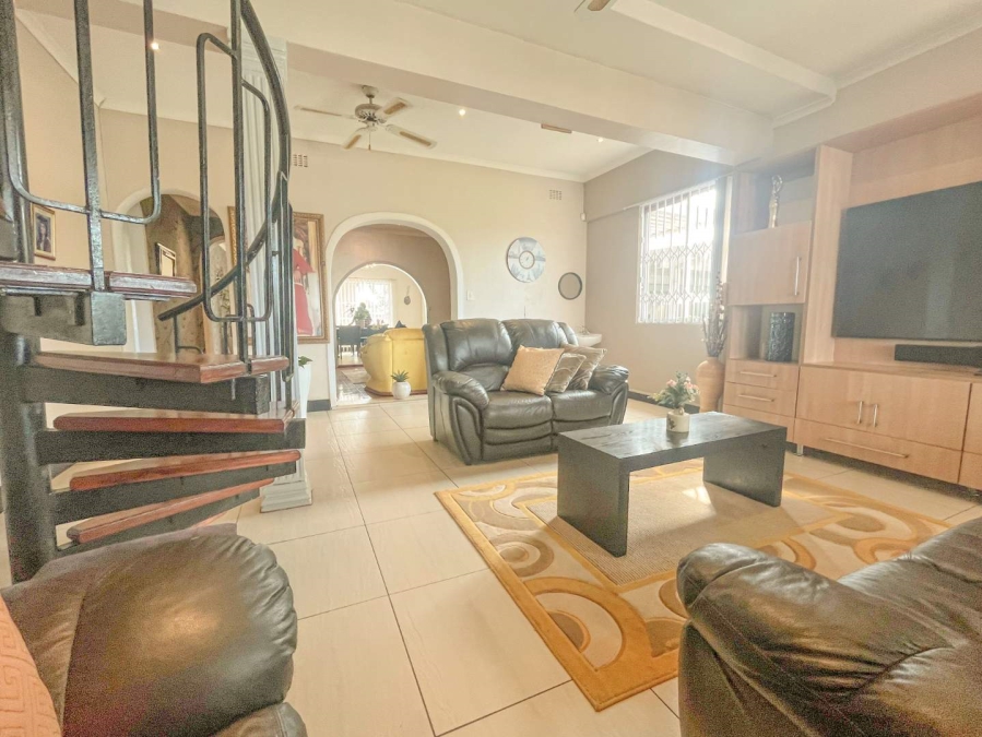 4 Bedroom Property for Sale in Glen Anil KwaZulu-Natal