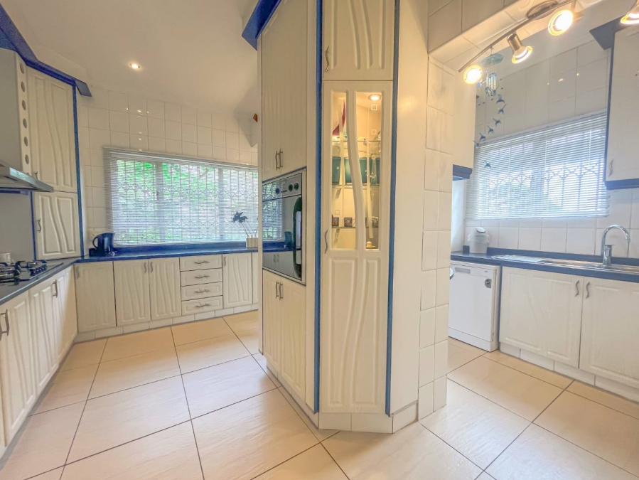 4 Bedroom Property for Sale in Glen Anil KwaZulu-Natal