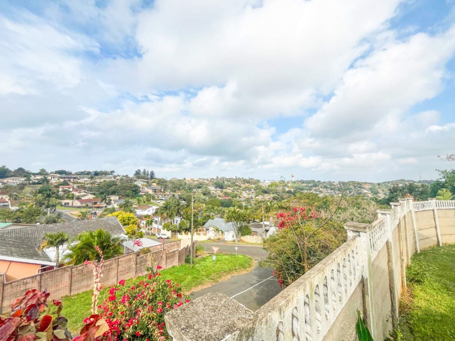 4 Bedroom Property for Sale in Glen Anil KwaZulu-Natal