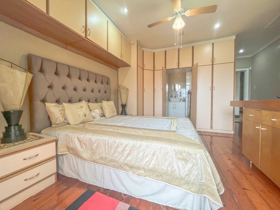 4 Bedroom Property for Sale in Glen Anil KwaZulu-Natal