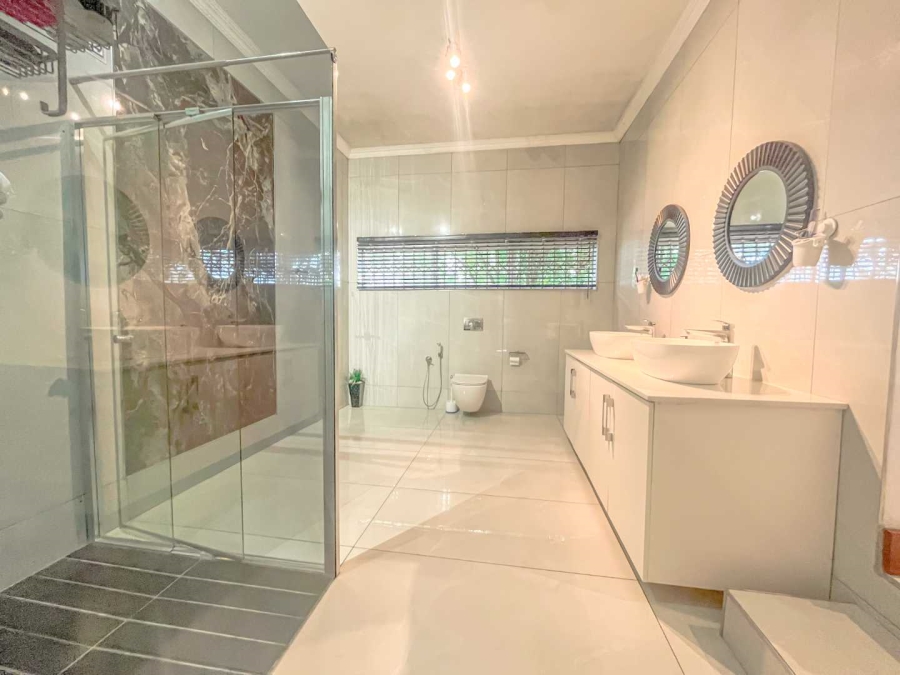 4 Bedroom Property for Sale in Glen Anil KwaZulu-Natal