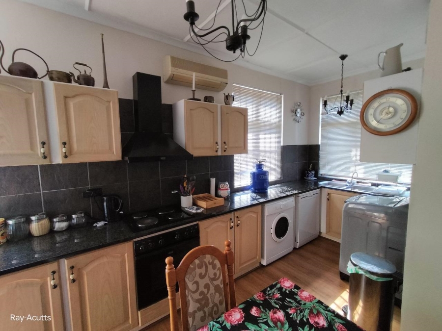 1 Bedroom Property for Sale in Morningside KwaZulu-Natal