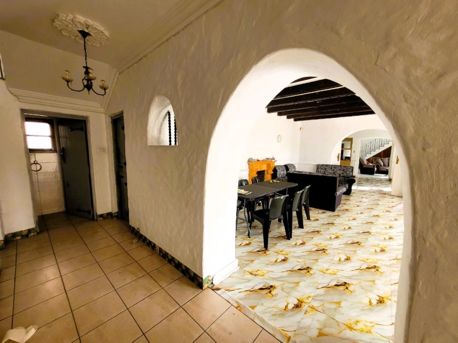 4 Bedroom Property for Sale in Glenwood KwaZulu-Natal