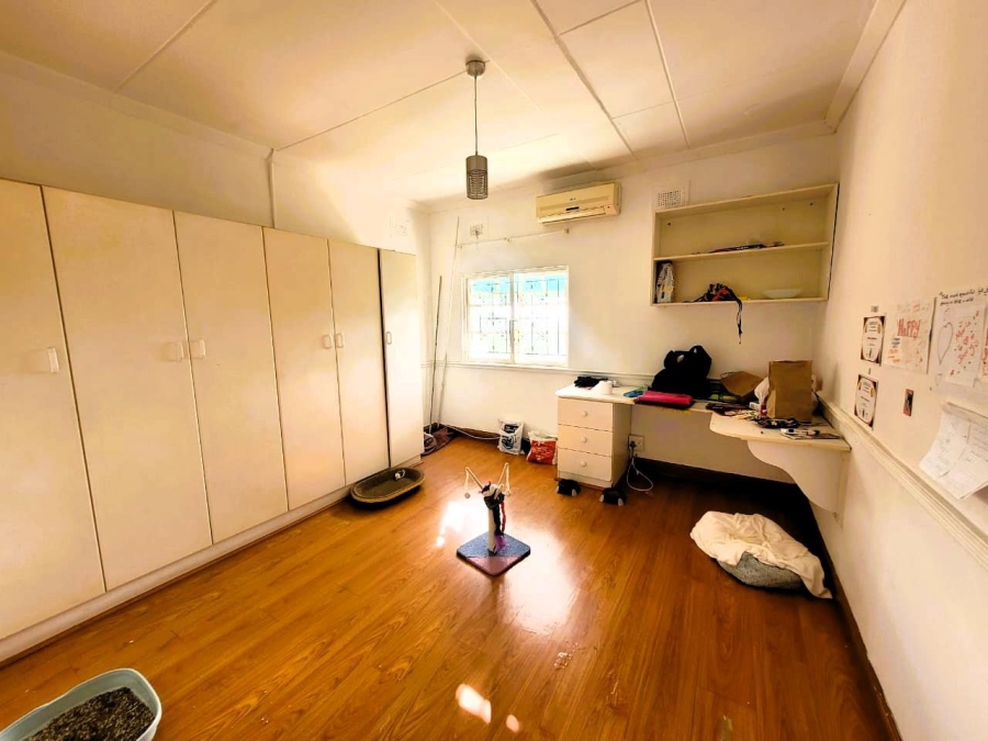 4 Bedroom Property for Sale in Glenwood KwaZulu-Natal