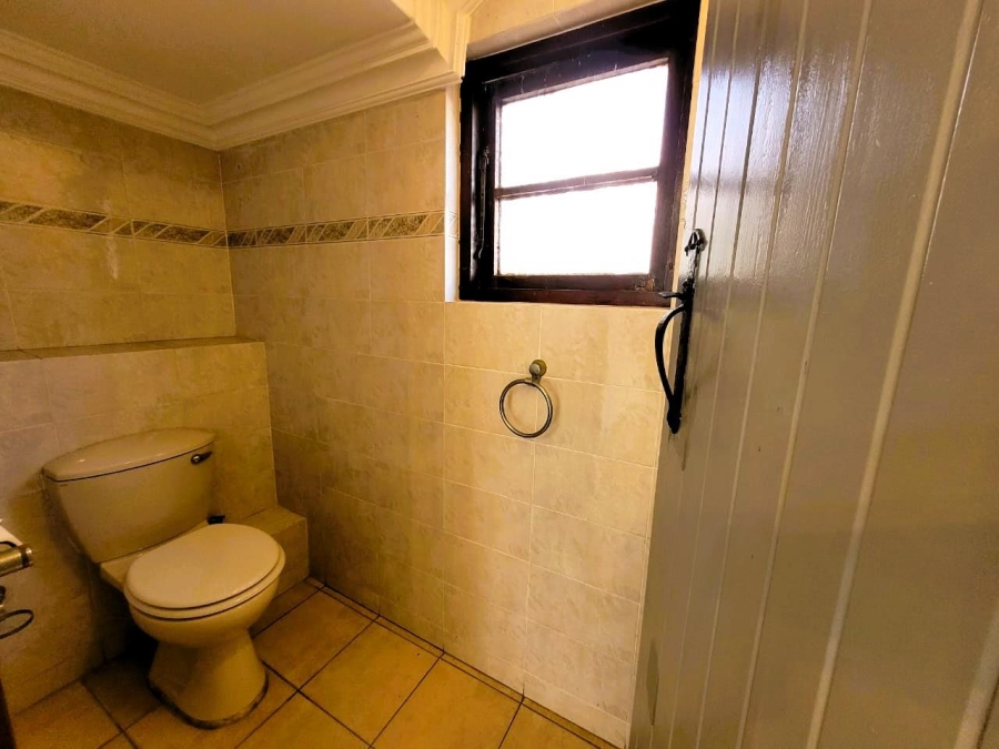 4 Bedroom Property for Sale in Glenwood KwaZulu-Natal