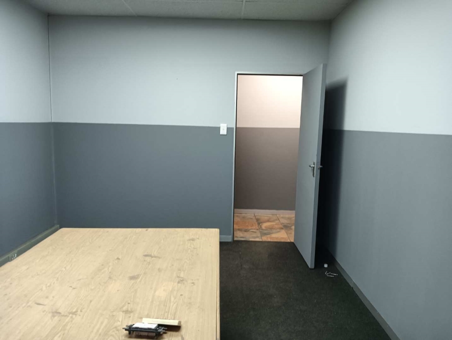 To Let commercial Property for Rent in Bluff KwaZulu-Natal