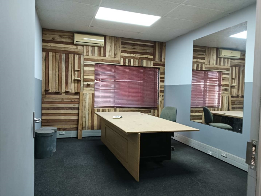 To Let commercial Property for Rent in Bluff KwaZulu-Natal