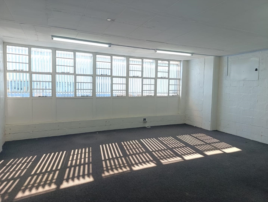 To Let commercial Property for Rent in Mountain Ridge KwaZulu-Natal